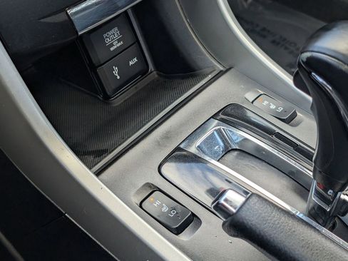 Used 2015 Honda Accord EX-L image 30