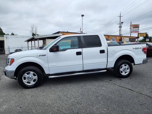 Used 2013 Ford F150 XLT w/ Mid Equipment Group AWD/4WD image 12