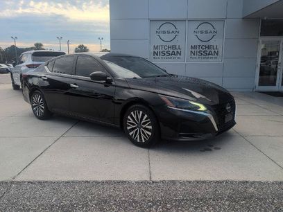 Certified 2023 Nissan Altima 2.5 SV