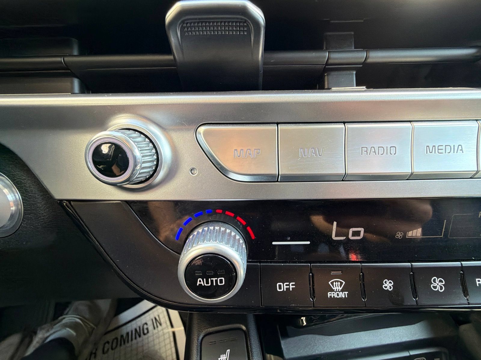 Used 2025 Kia Telluride S AWD/4WD image 26