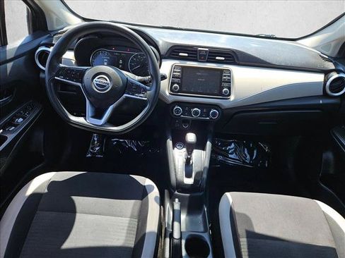 Used 2021 Nissan Versa SV FWD image 19