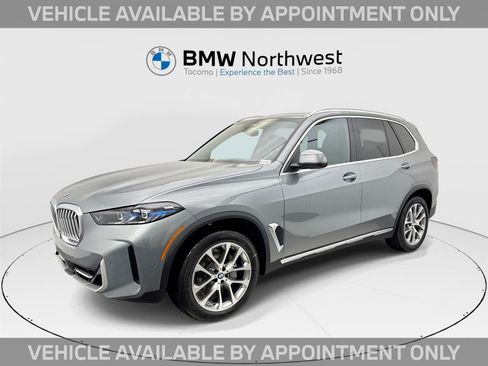 Used 2026 BMW X5 xDrive40i w/ Climate Comfort Package image 1