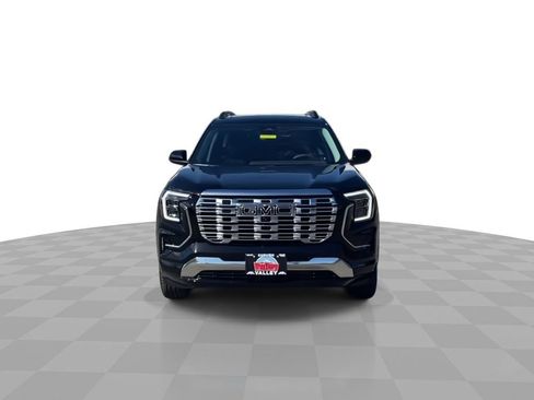 New 2026 GMC Terrain Denali w/ LPO, Black Badging Package image 3