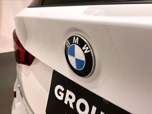 Used 2019 BMW X3 xDrive30i w/ Driving Assistance Package AWD/4WD image 32