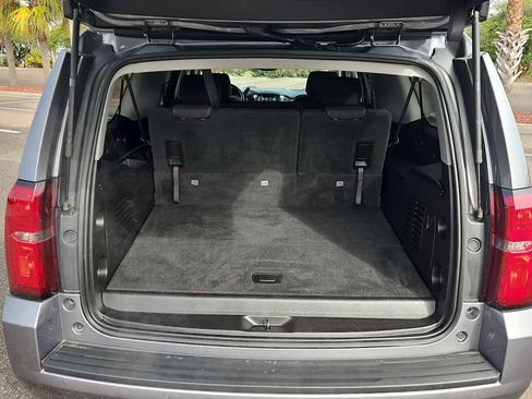 Used 2018 Chevrolet Suburban LS w/ Enhanced Driver Alert Package image 21