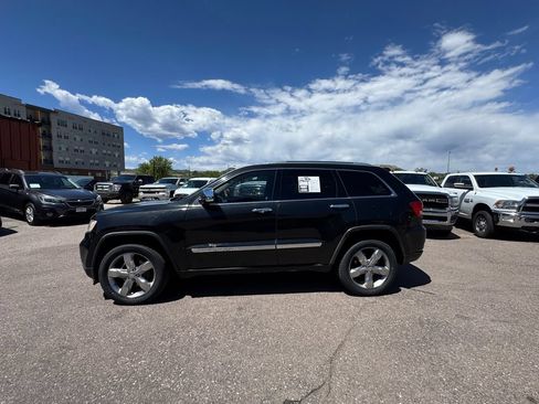 Used 2011 Jeep Grand Cherokee Overland AWD/4WD image 6