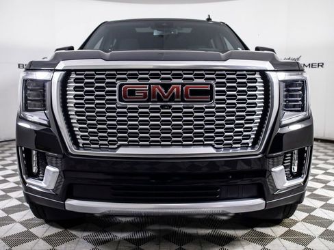 Used 2024 GMC Yukon XL Denali image 7