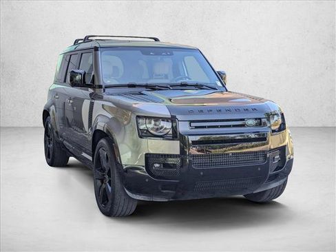 Used 2025 Land Rover Defender 110 X AWD/4WD image 3