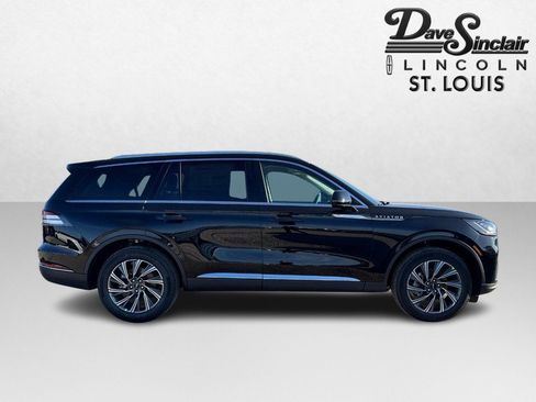 New 2026 Lincoln Aviator AWD image 4