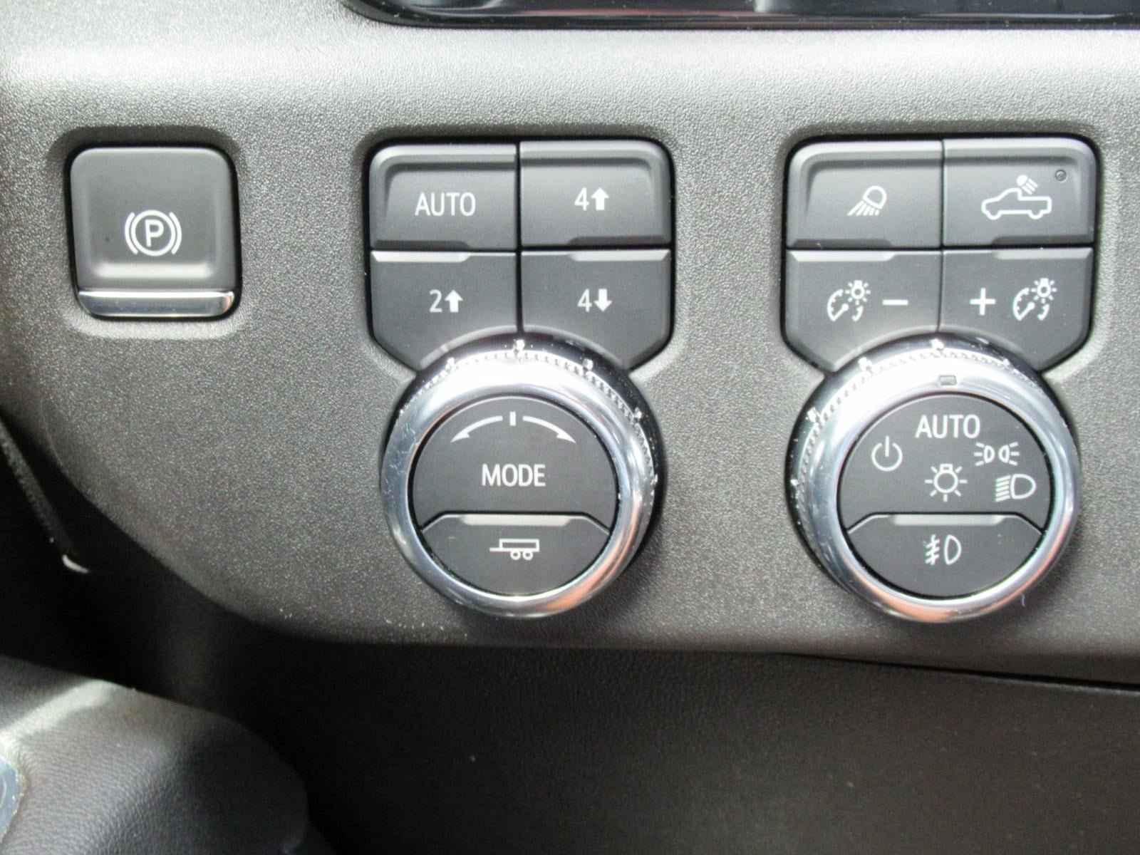 Used 2025 GMC Sierra 1500 Elevation w/ Elevation Premium Package AWD/4WD image 22