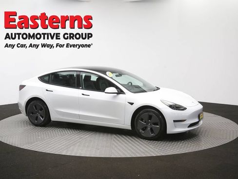 Used 2023 Tesla Model 3 Standard Range RWD image 42