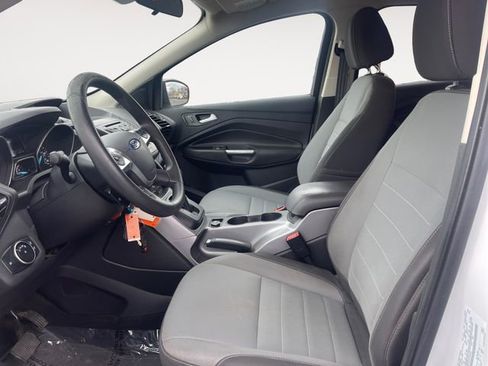 Used 2016 Ford Escape SE image 9