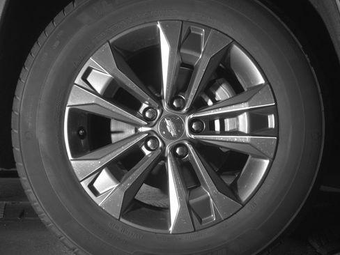 Used 2025 Chevrolet Equinox LT image 13