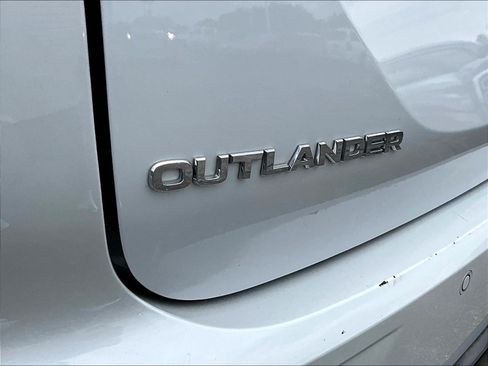 Used 2024 Mitsubishi Outlander SE Black Edition AWD/4WD image 24
