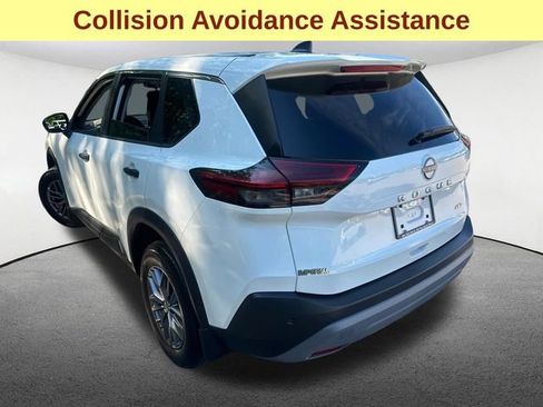 Used 2023 Nissan Rogue S AWD/4WD image 7