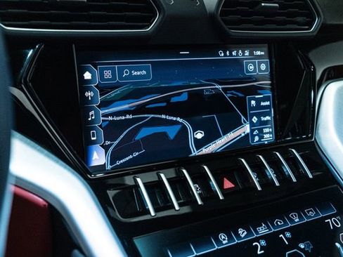 Used 2020 Lamborghini Urus image 27