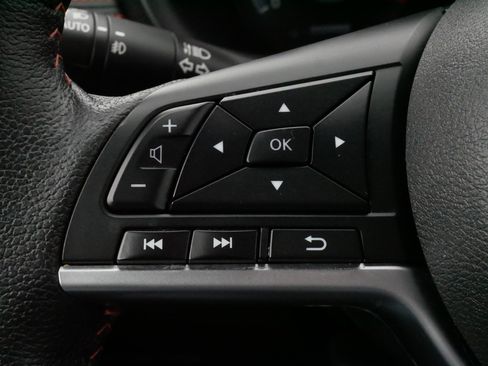 Used 2021 Nissan Kicks SR w/ SR Premium Package image 26