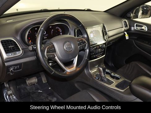 Used 2020 Jeep Grand Cherokee Altitude image 27
