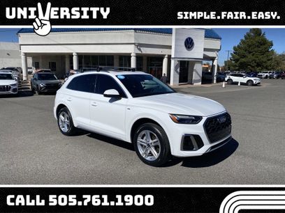 Used 2024 Audi Q5 e Premium w/ Convenience Package