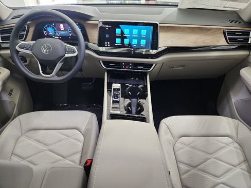 New 2026 Volkswagen Atlas SE FWD image 7