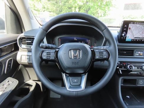 New 2025 Honda Pilot Elite image 19