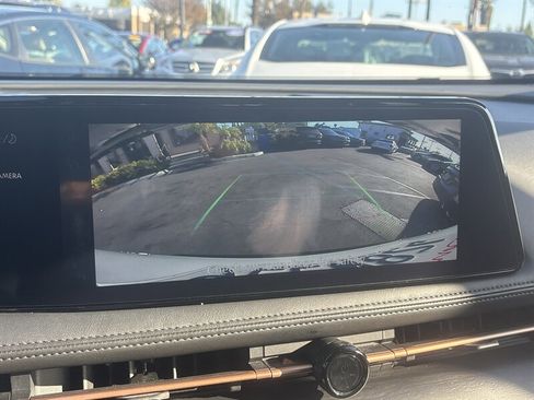 Used 2023 Nissan Ariya AWD image 42