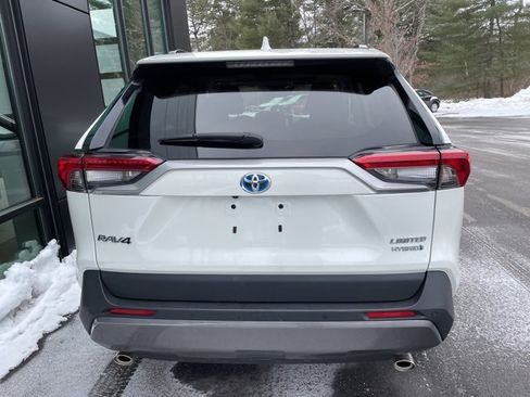 Used 2021 Toyota RAV4 Limited image 7