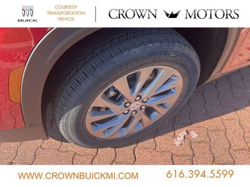 Used 2025 Buick Enclave Preferred w/ LPO, Floor Liner Package image 4