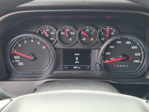 Used 2023 Chevrolet Silverado 1500 Custom image 11