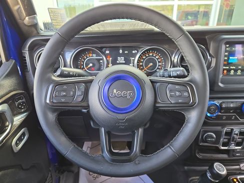 Used 2020 Jeep Wrangler Unlimited Sport AWD/4WD image 19