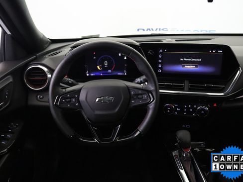 Used 2025 Chevrolet Trax RS w/ Driver Confidence Package FWD image 17