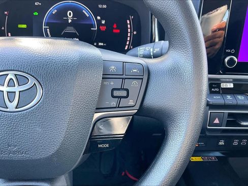 Certified 2025 Toyota Camry LE image 24