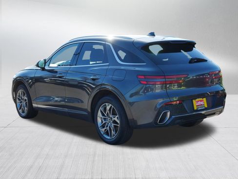 Used 2025 Genesis GV70 2.5T AWD/4WD image 5
