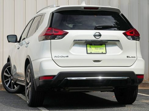 Used 2018 Nissan Rogue SL w/ Premium Package AWD/4WD image 5