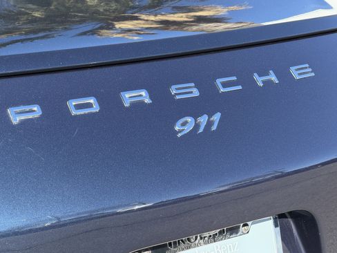 Used 2017 Porsche 911 Carrera image 11