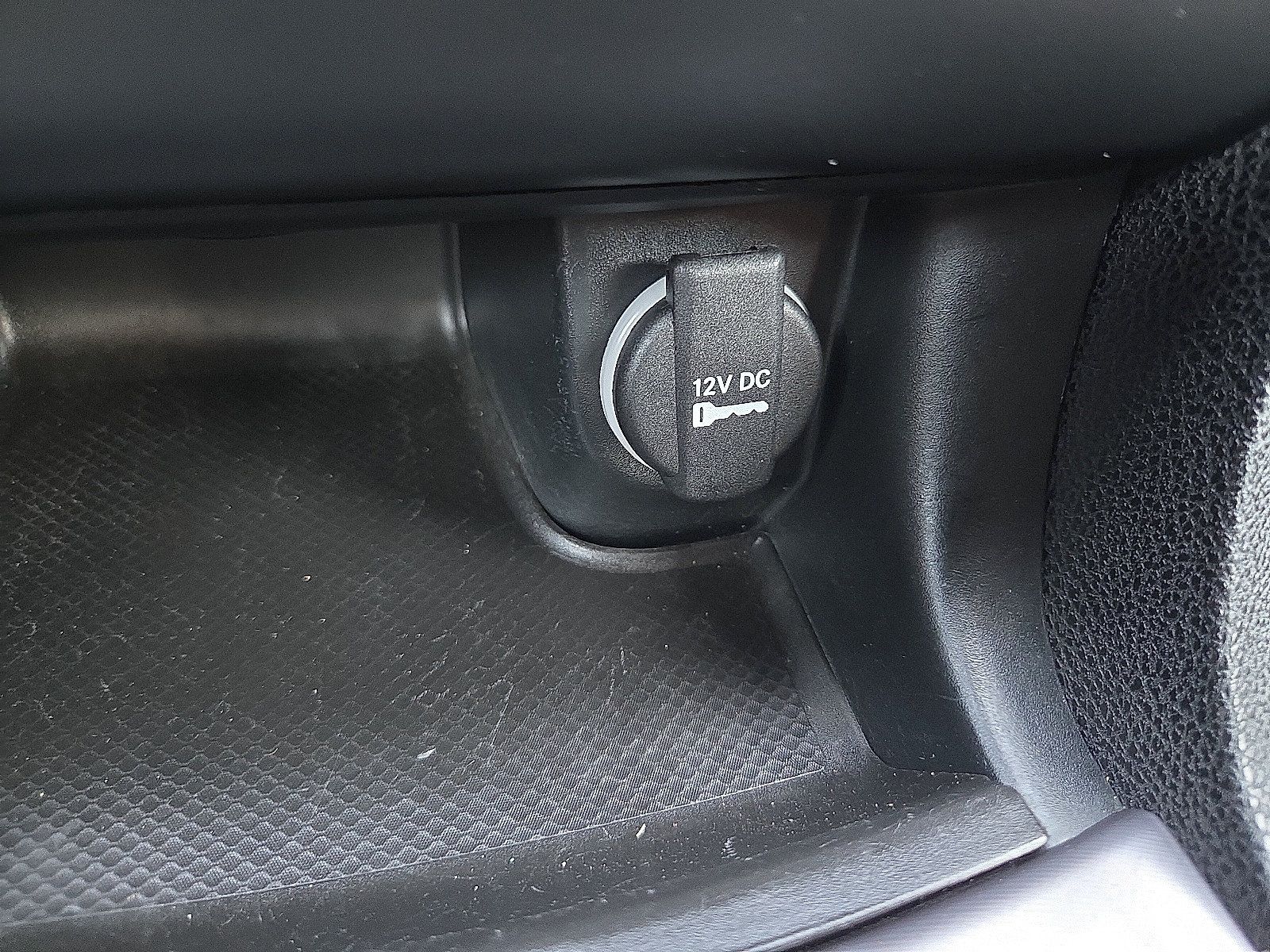 Used 2023 Dodge Charger SXT RWD image 23