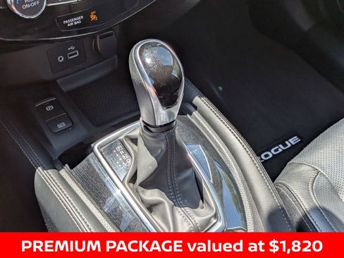 Certified 2019 Nissan Rogue SL w/ Premium Package AWD/4WD image 24
