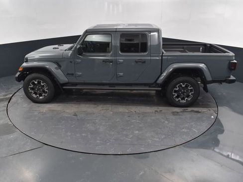 New 2026 Jeep Gladiator Sport image 35