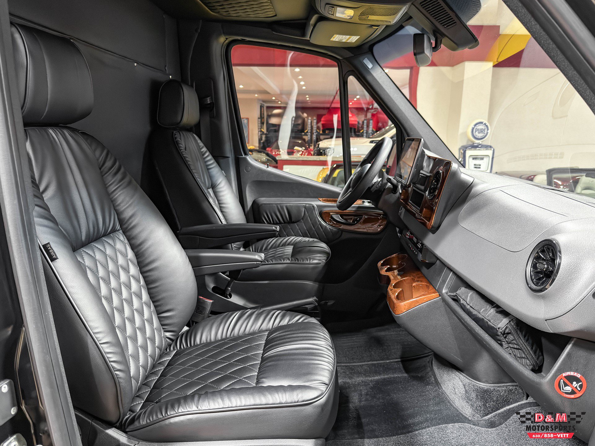 Used 2019 Mercedes-Benz Sprinter 170 image 12