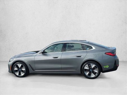 Used 2023 BMW i4 eDrive40 RWD image 9