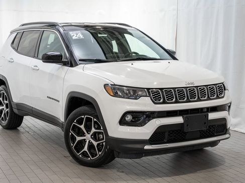 Used 2024 Jeep Compass Limited image 1