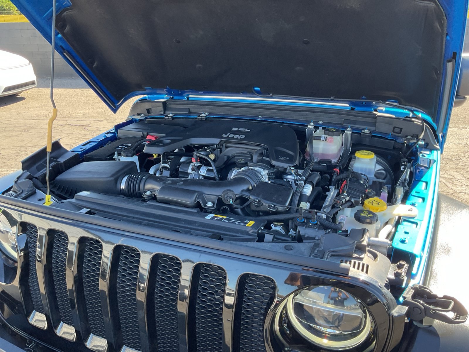 Used 2021 Jeep Wrangler Sport AWD/4WD image 23