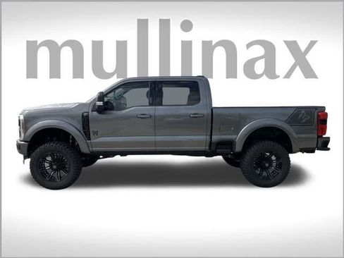 Used 2024 Ford F250 Lariat w/ Lariat Ultimate Package image 2