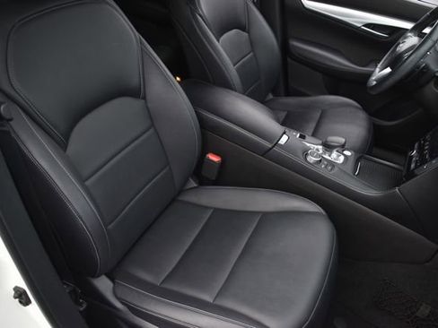 Used 2021 INFINITI QX50 Luxe w/ Appearance Package image 29