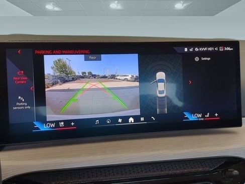 Used 2025 BMW 430i Coupe w/ M Sport Package image 21