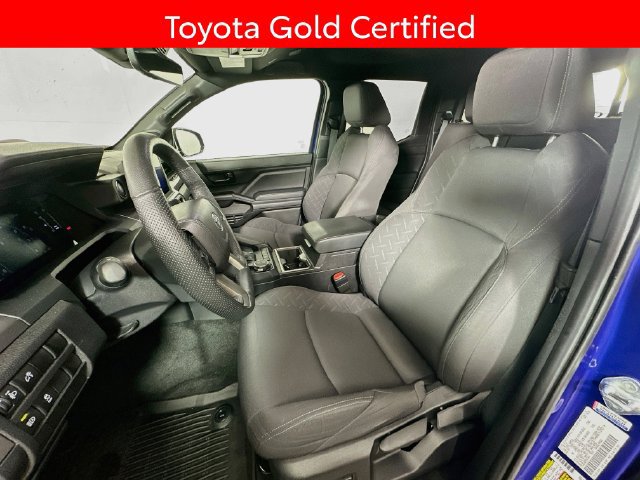 Certified 2024 Toyota Tacoma SR5 AWD/4WD image 23