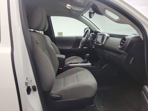 Used 2022 Toyota Tacoma SR5 image 23