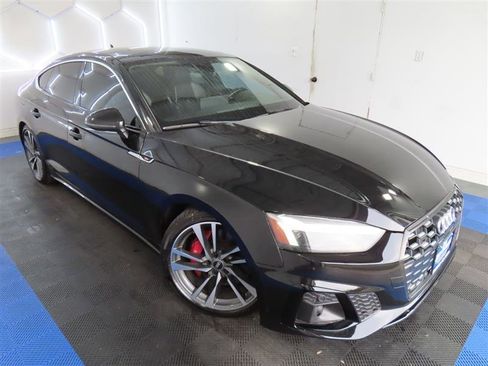 Used 2021 Audi S5 Premium Plus w/ Premium Plus Package AWD/4WD image 5