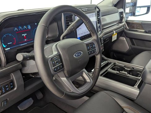 New 2026 Ford F250 Lariat w/ Chrome Package image 4