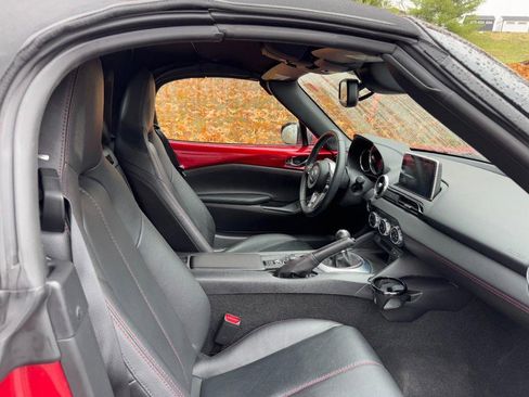 Used 2016 MAZDA MX-5 Miata Grand Touring image 10
